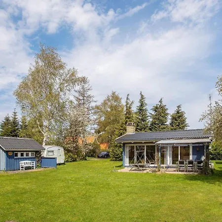 Two-bedroom Holiday In Vaeggerlose 26 *