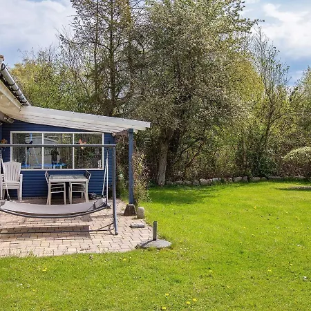 Two-bedroom Holiday In Vaeggerlose 26 Casa vacanze Bøtø By