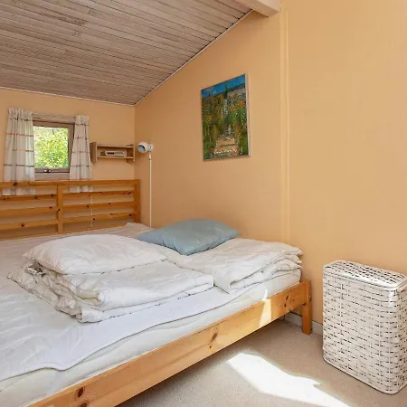 Casa vacanze Two-bedroom Holiday In Vaeggerlose 26 Bøtø By